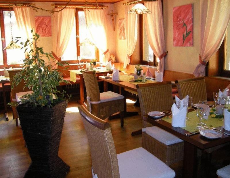 Gasthaus Ochsen Hotel Muehlenbach ภายนอก รูปภาพ